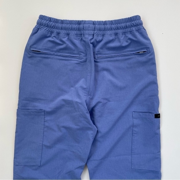 JAANUU Men's Light Blue STRAIGHT LEG UTILITY CARGO SCRUB PANT Size XS NWOT - Picture 4 of 9